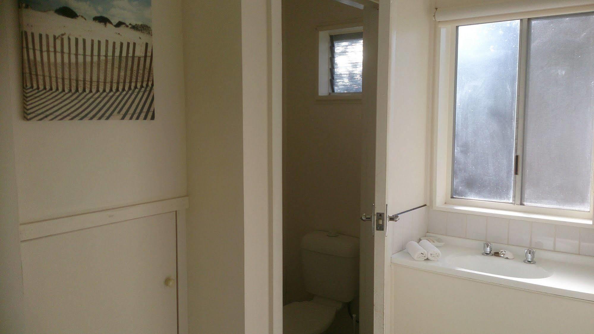 Phillip Island Cottages Cowes Exteriör bild
