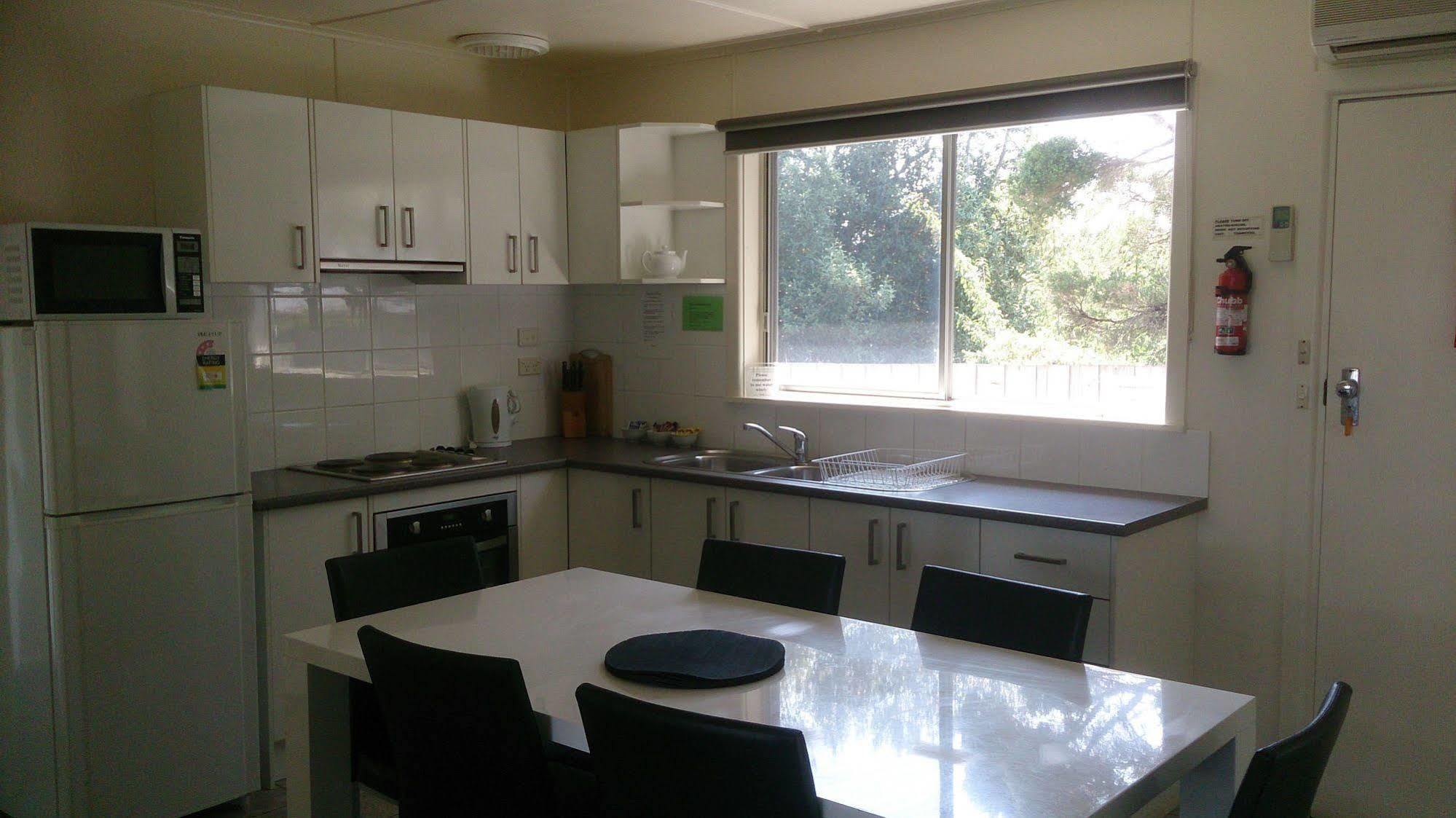 Phillip Island Cottages Cowes Exteriör bild